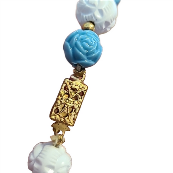 Vintage Beaded Necklace - Picture 7 of 11